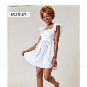 White square neck dress